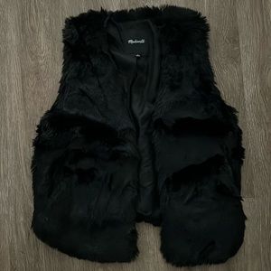 Madewell faux fur vest - small